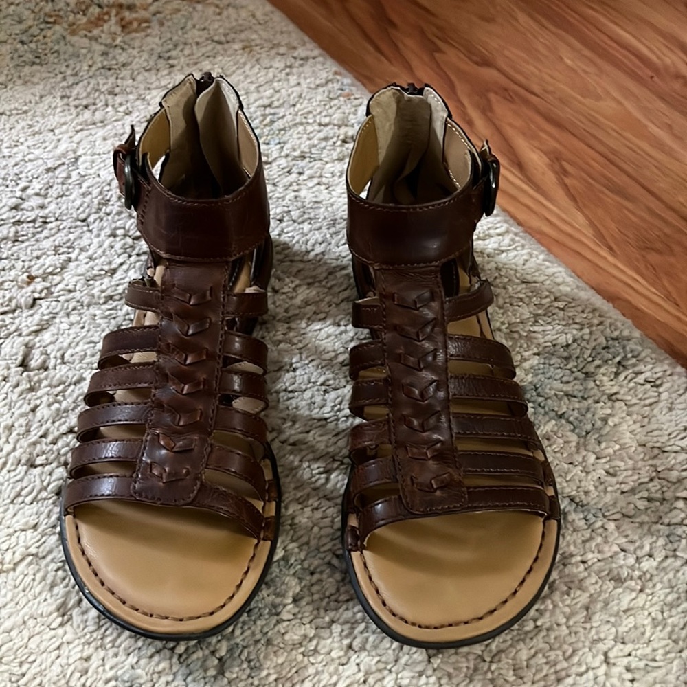 Barely used BOC Born brown leather gladiator sandals. Excellent shape